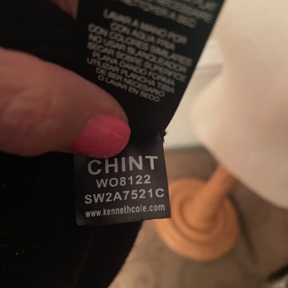 Used Kenneth Cole cardigan in excellent condition with silk back.  Gorgeous - Picture 4 of 4